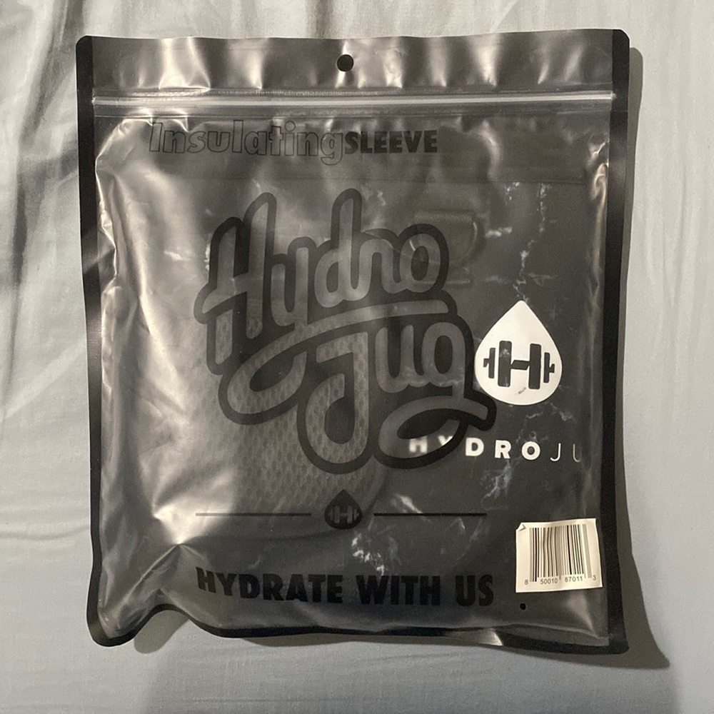 BRAND NEW - Black and White marble Hydro Jug Sleeve